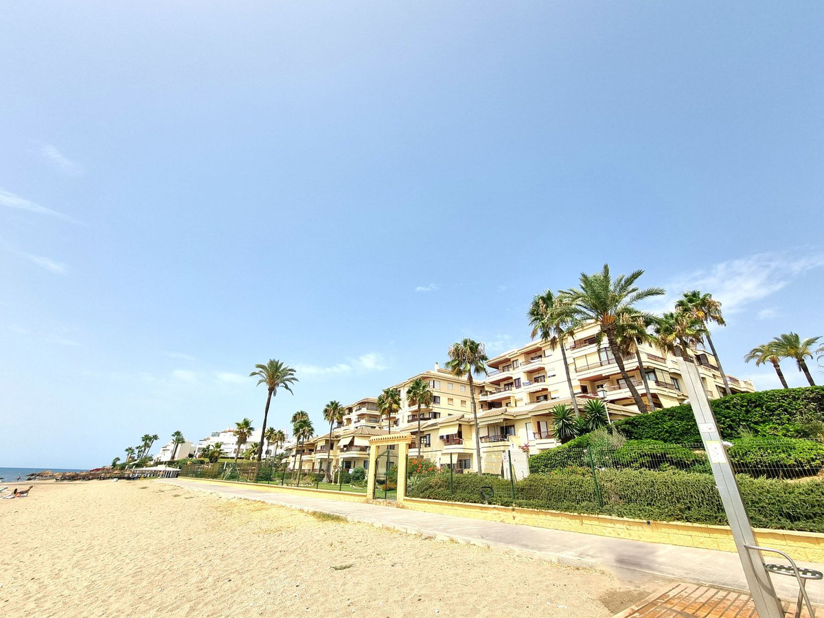 Apartments for sale in Riviera del Sol – R5130931