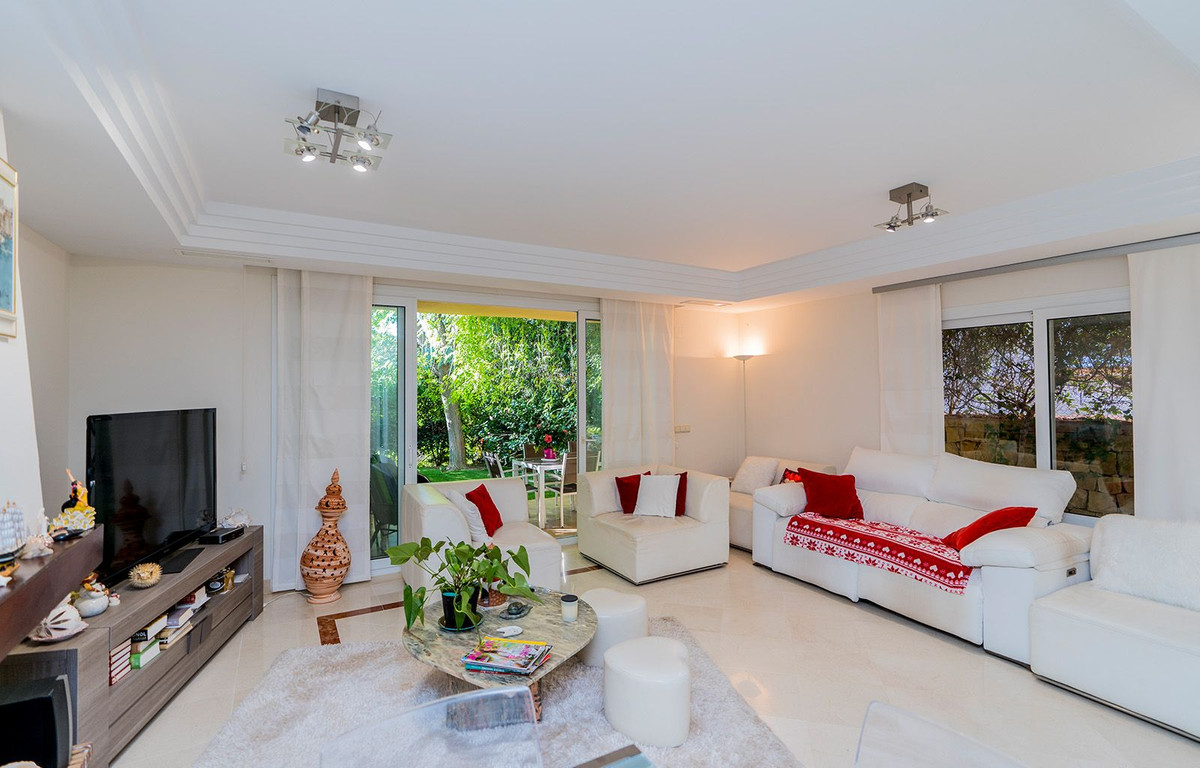 Pareados de 3 dormitorios en venta en Riviera del Sol – R4142536