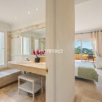 3 bedroom Apartments for sale in Elviria Hills – R5129215