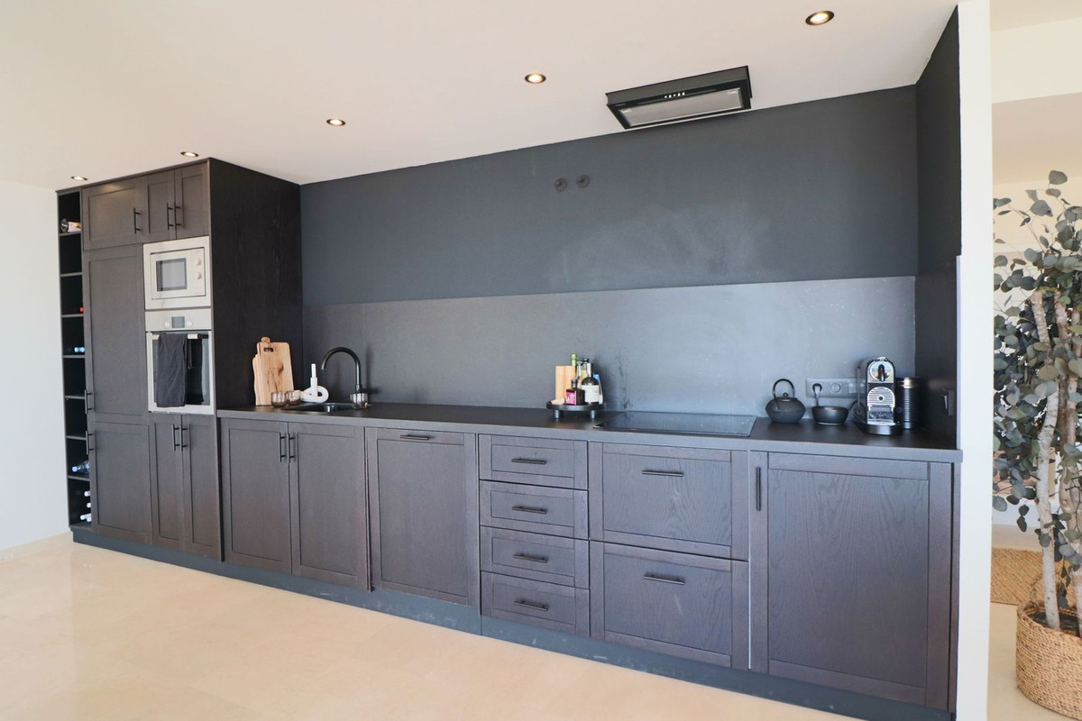 2 bedroom Penthouses for sale in La Mairena – R5130784