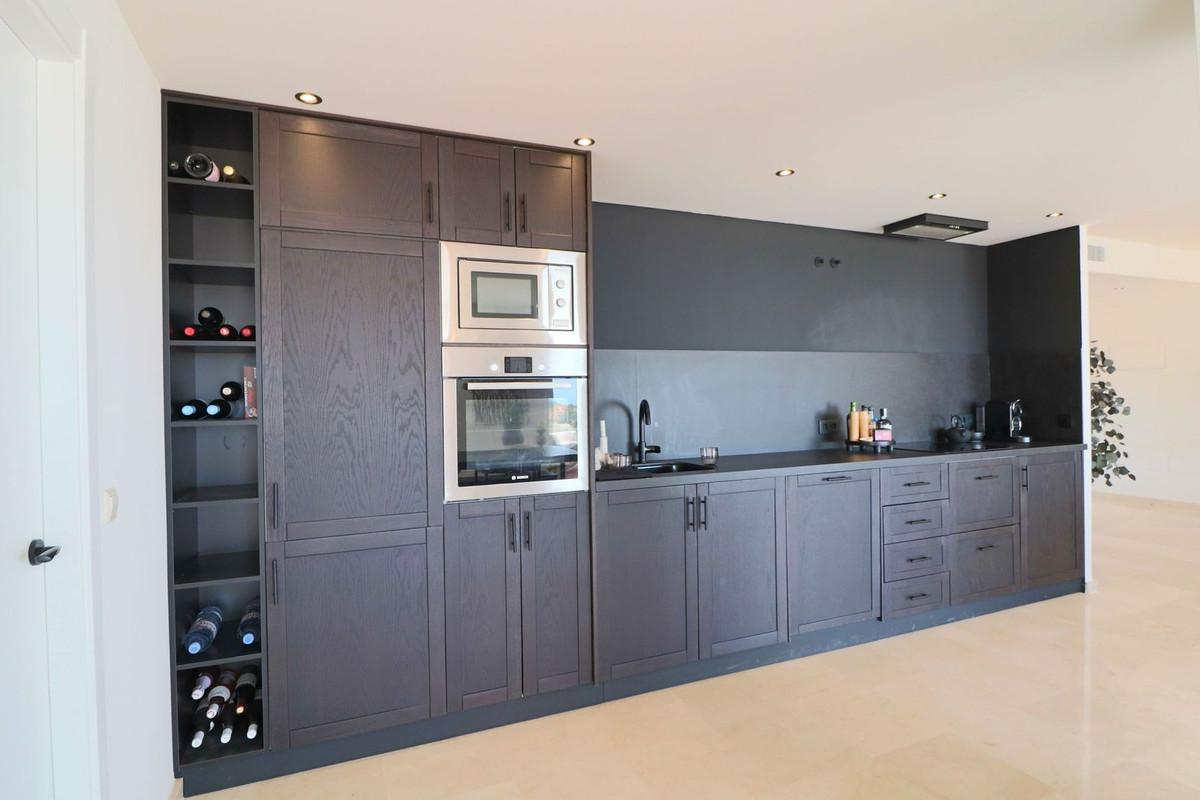 2 bedroom Penthouses for sale in La Mairena – R5130784