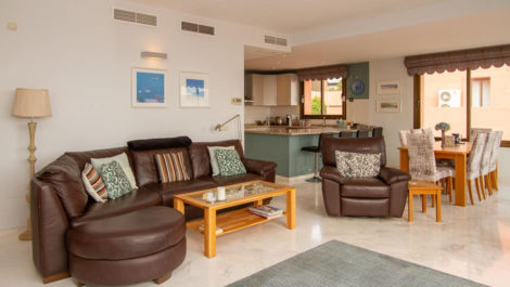 2 bedroom Apartments for sale in La Mairena – R5132542