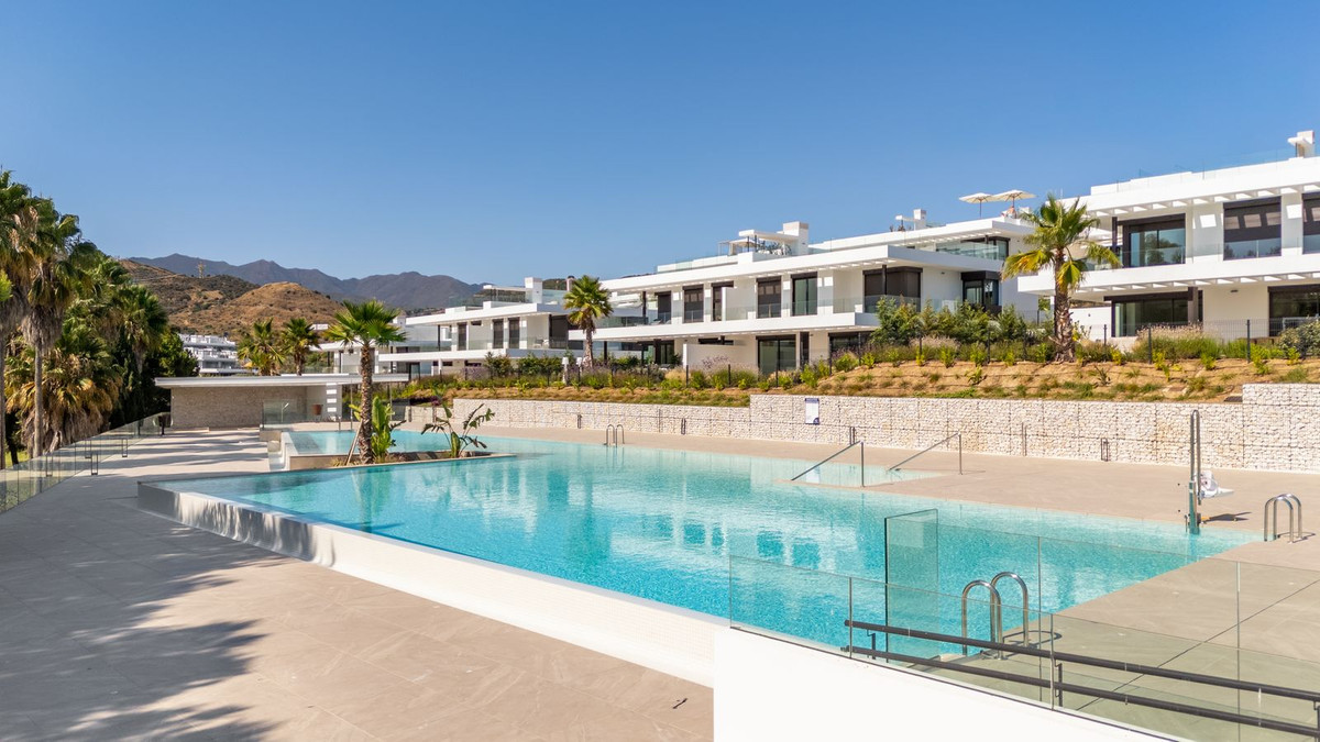 2 bedroom Apartments for sale in Marbella – R5133286