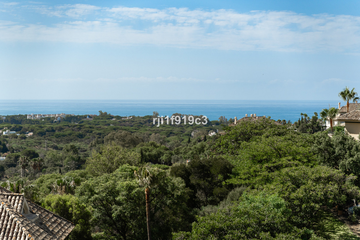3 bedroom Apartments for sale in Elviria Hills – R5129218