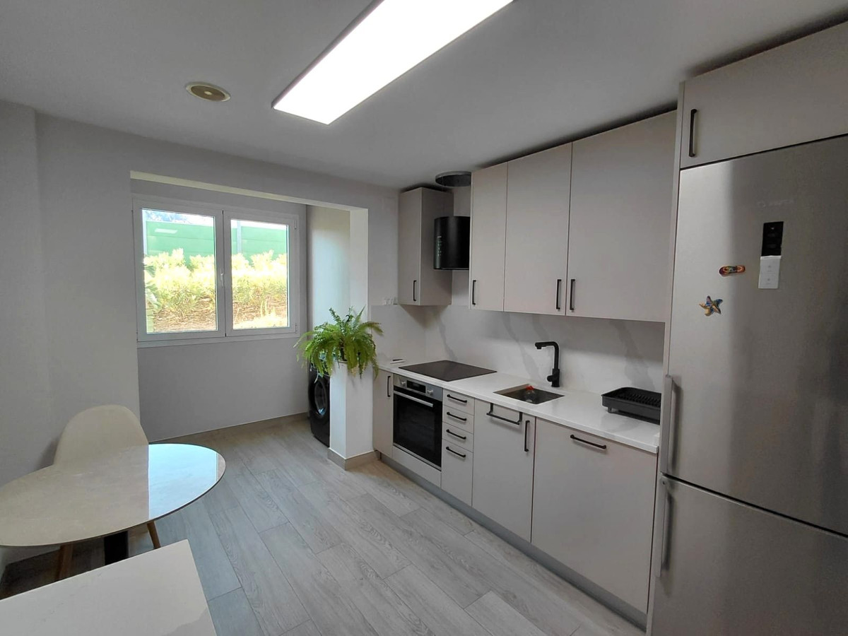 2 bedroom Apartments for sale in Marbella – R5133265