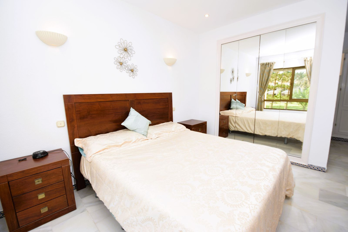 3 bedroom Apartments for sale in La Cala de Mijas – R5114377