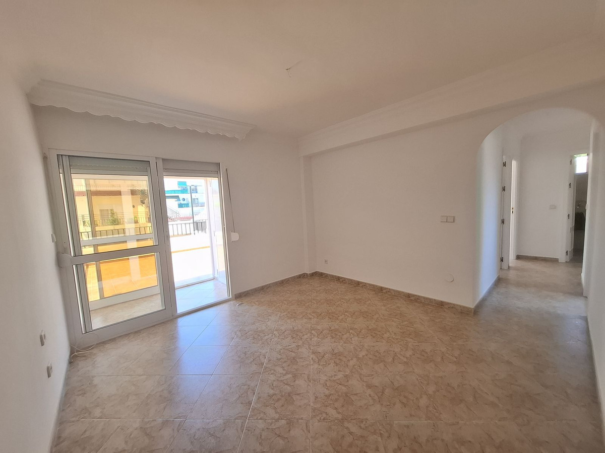 Aticos de 2 dormitorios en venta en Marbella – R5126014