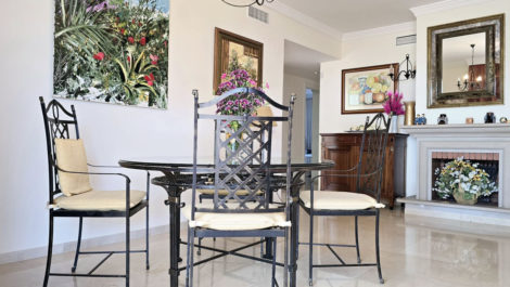 3 bedroom Apartments for sale in Elviria – R5036284