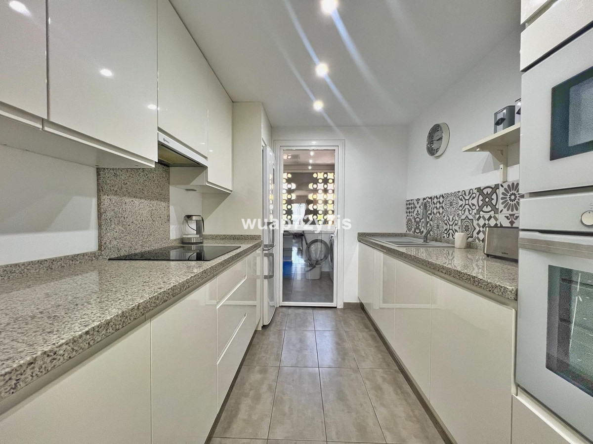 3 bedroom Apartments for sale in Atalaya – R5128831