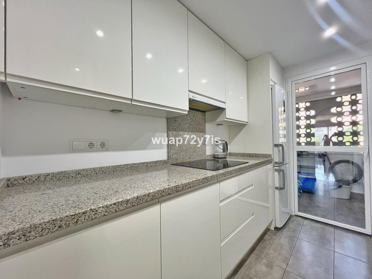 3 bedroom Apartments for sale in Atalaya – R5128831