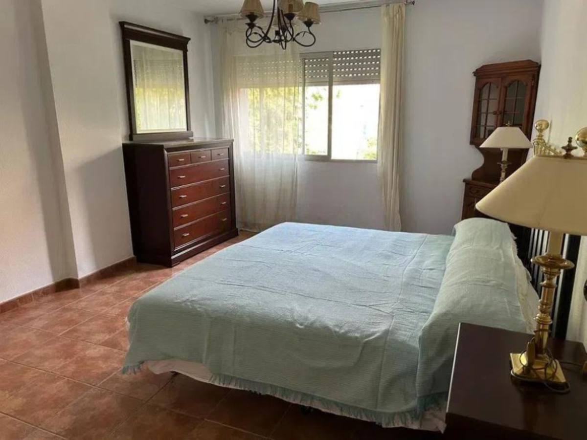 3 bedroom Apartments for sale in Marbella – R5135443