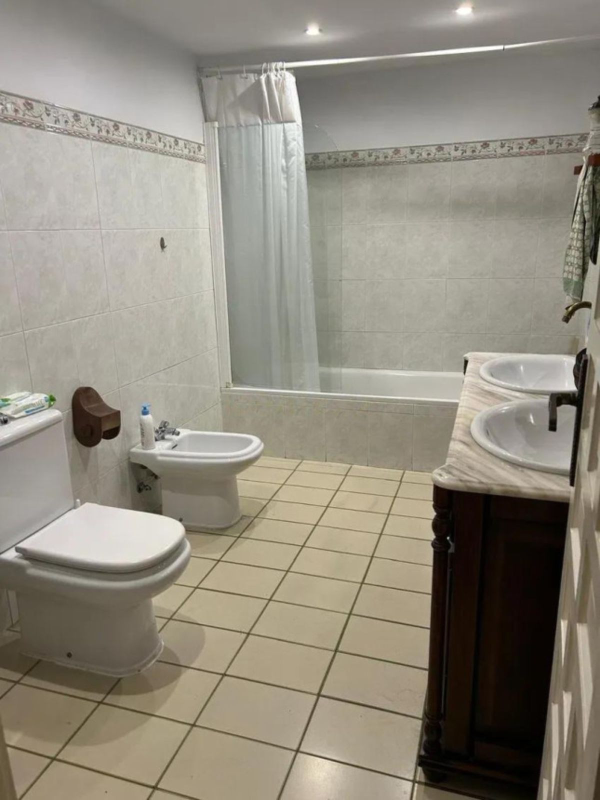 3 bedroom Apartments for sale in Marbella – R5135443