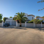 5 bedroom Villas for sale in Marbesa – R4937896