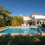 5 bedroom Villas for sale in Marbesa – R4937896