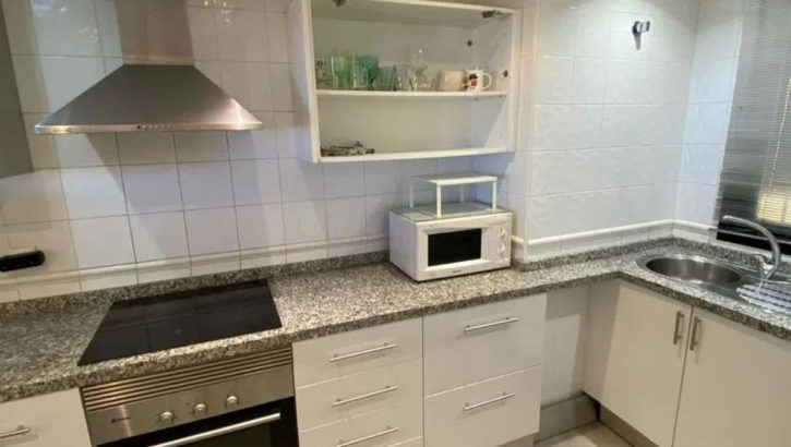 Apartamentos de 4 dormitorios en venta en Selwo – R5139637 en 