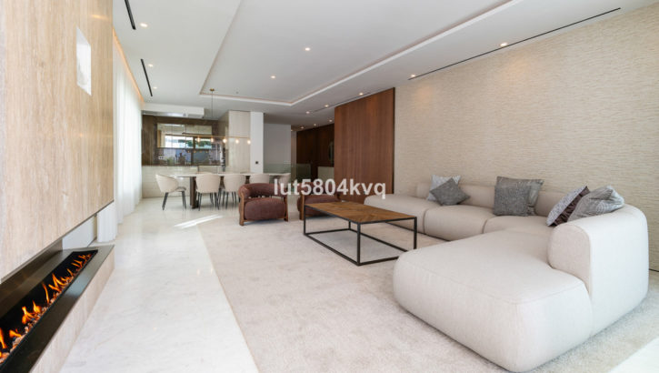 4 bedroom Apartments for sale in Milla de Oro – R5075737 in 