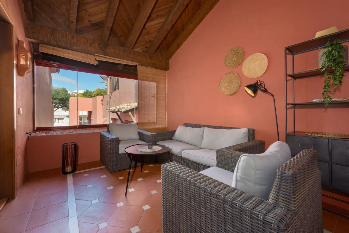 2 bedroom Apartments for sale in Elviria – R5144884