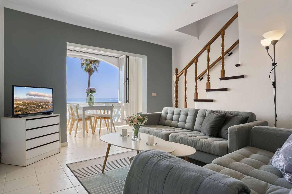 Apartamentos de 2 dormitorios en venta en Calahonda – R5138020