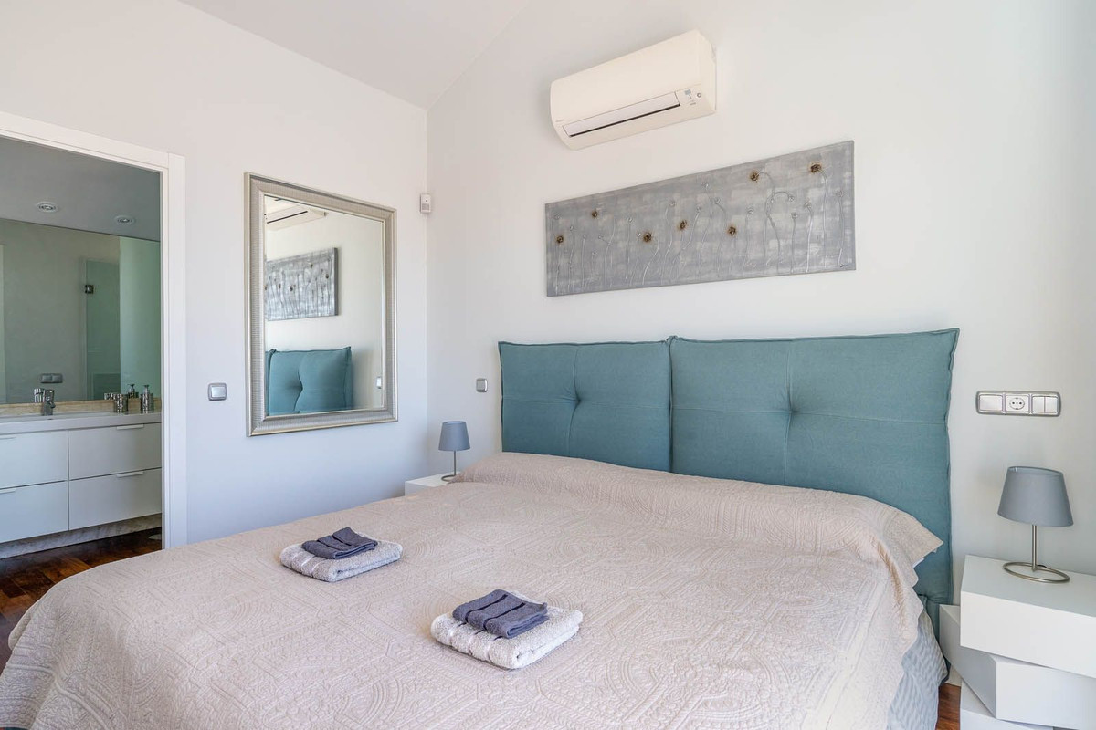 3 bedroom Villas for sale in Marbesa – R4783957
