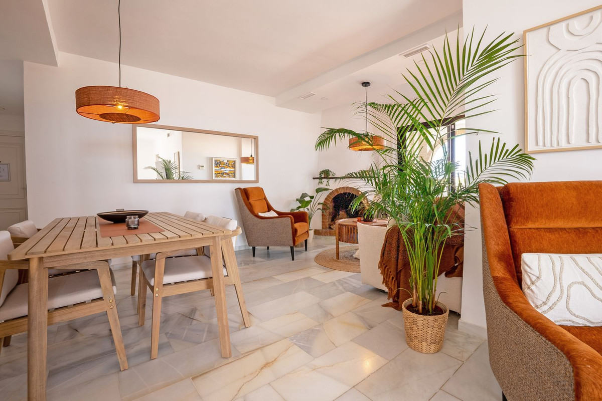 2 bedroom Penthouses for sale in Calahonda – R5145130
