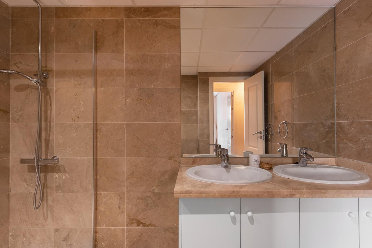 Apartamentos de 2 dormitorios en venta en Riviera del Sol – R5121889