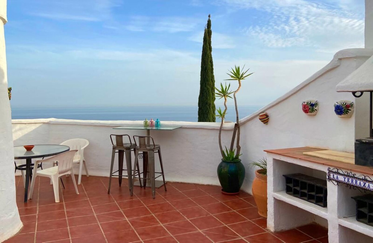 2 bedroom Penthouses for sale in Calahonda – R5129044