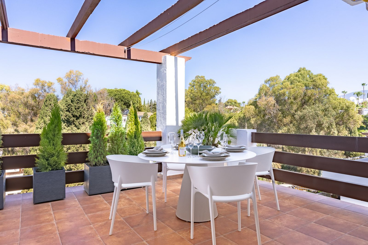 Apartamentos de 3 dormitorios en venta en Milla de Oro – R4188568