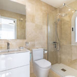 Apartamentos de 3 dormitorios en venta en Milla de Oro – R4188568