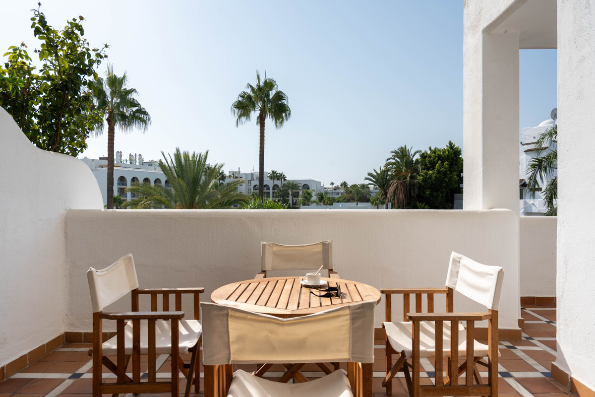Apartamentos de 3 dormitorios en venta en Marbella – R5144722