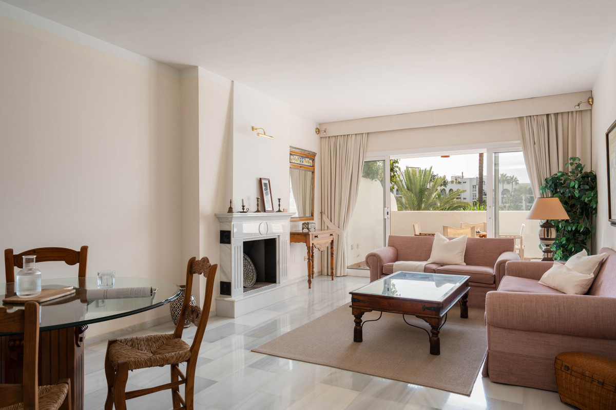 Apartamentos de 3 dormitorios en venta en Marbella – R5144722