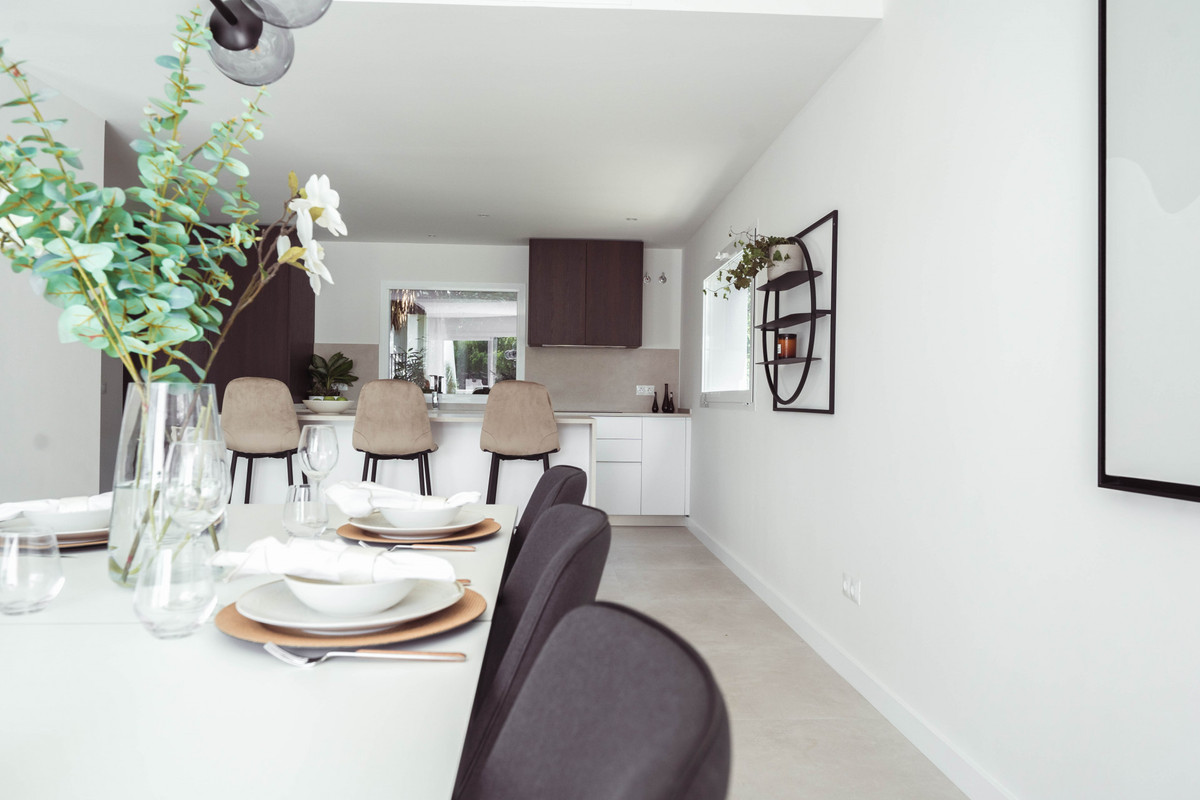 Aticos de 3 dormitorios en venta en Milla de Oro – R5141947