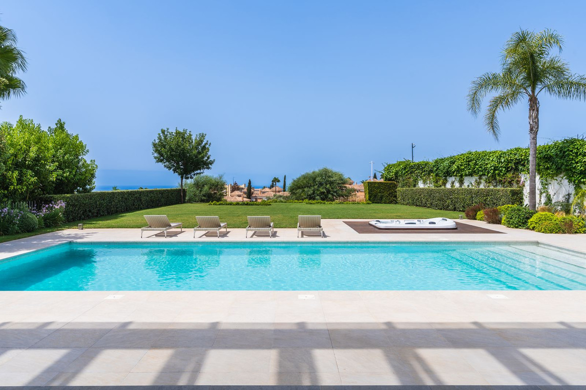 Villas de 5 dormitorios en venta en Santa Clara – R5131675
