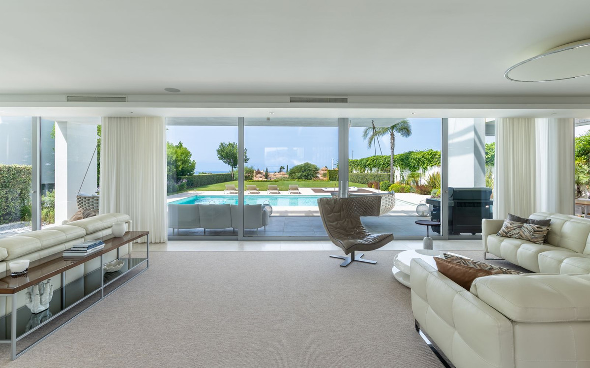 Villas de 5 dormitorios en venta en Santa Clara – R5131675