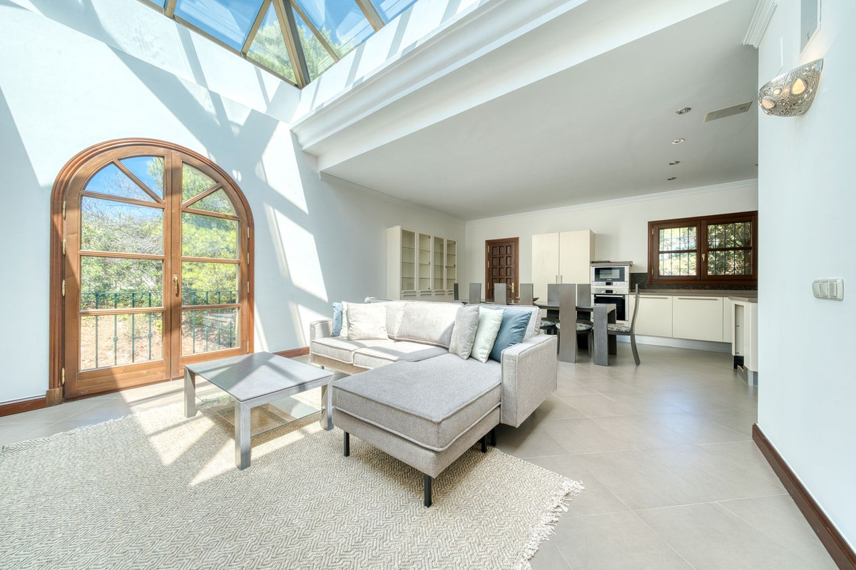 Villas de 6 dormitorios en venta en La Zagaleta – R5126929