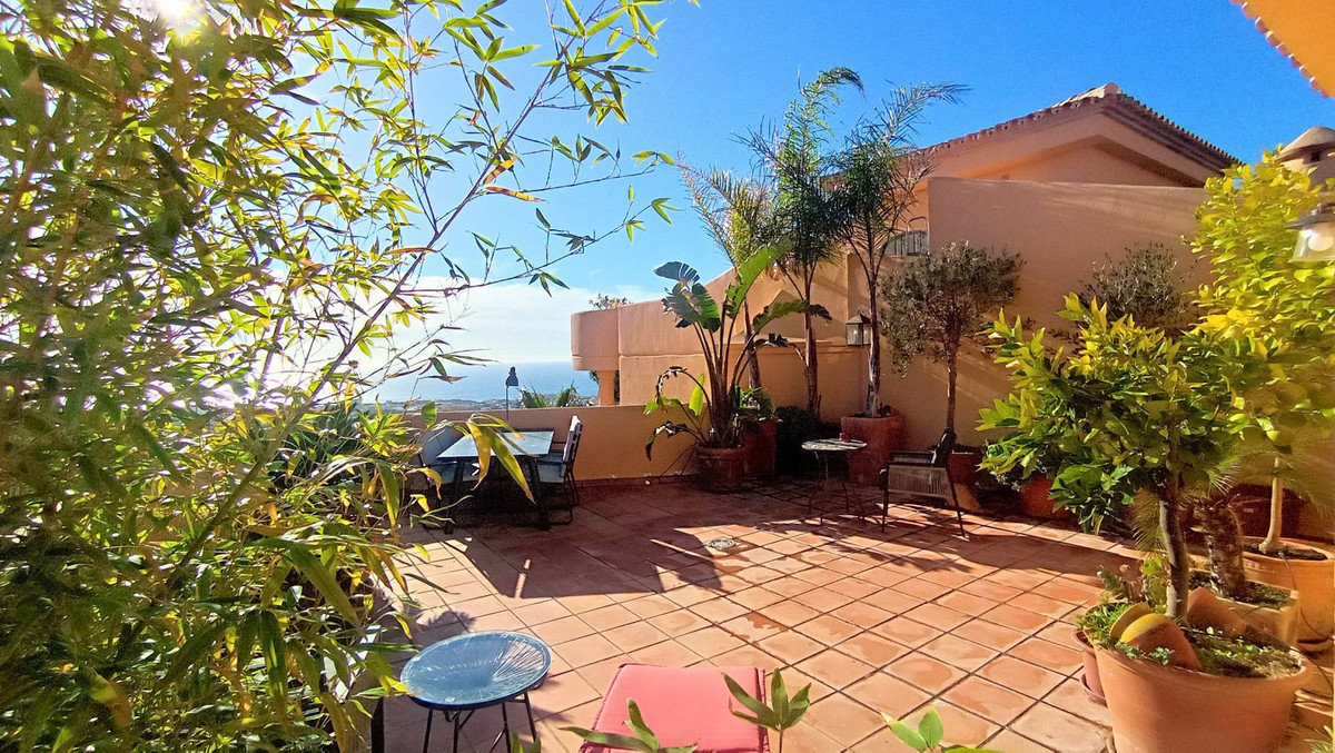 3 bedroom Apartments for sale in Calahonda – R5125228