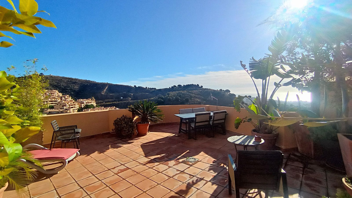 3 bedroom Apartments for sale in Calahonda – R5125228