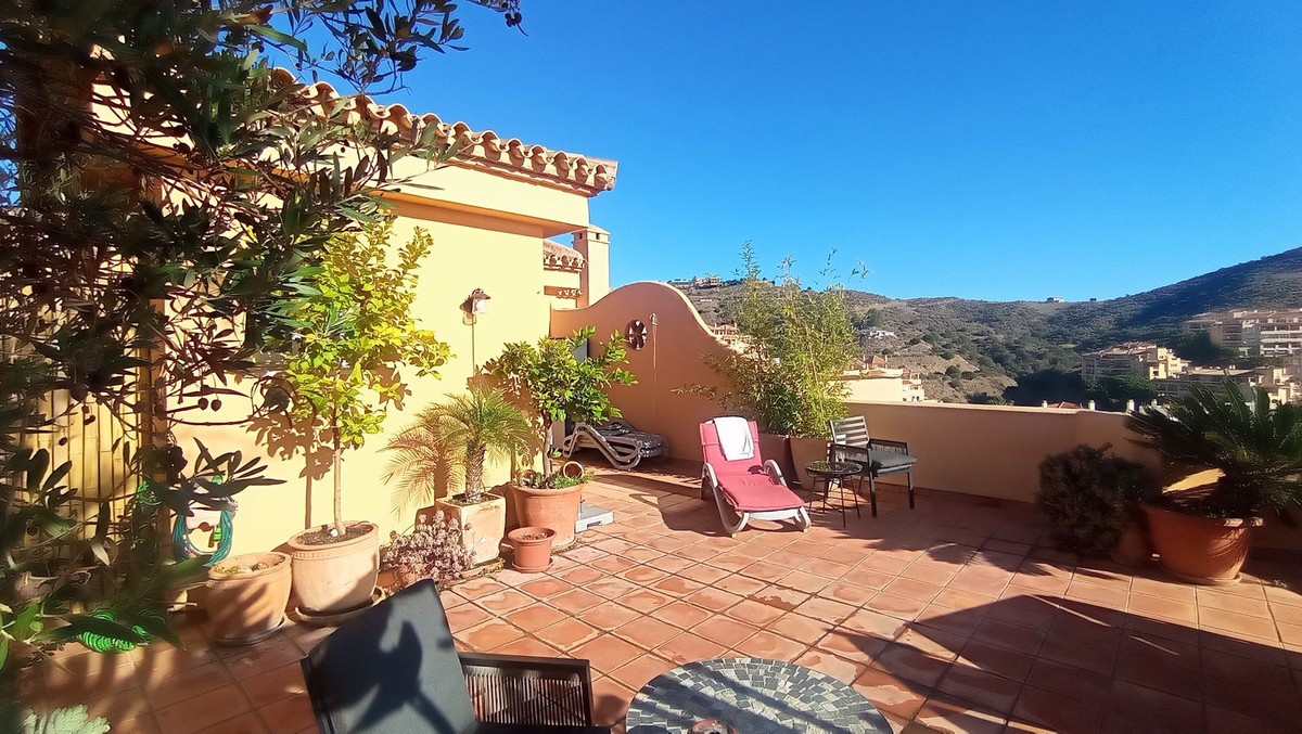 3 bedroom Apartments for sale in Calahonda – R5125228