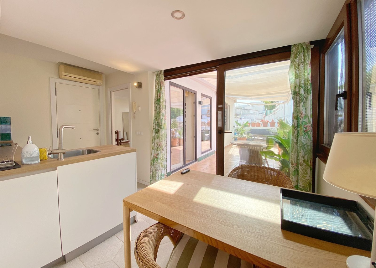 1 bedroom Penthouses for sale in Marbella – R5137609
