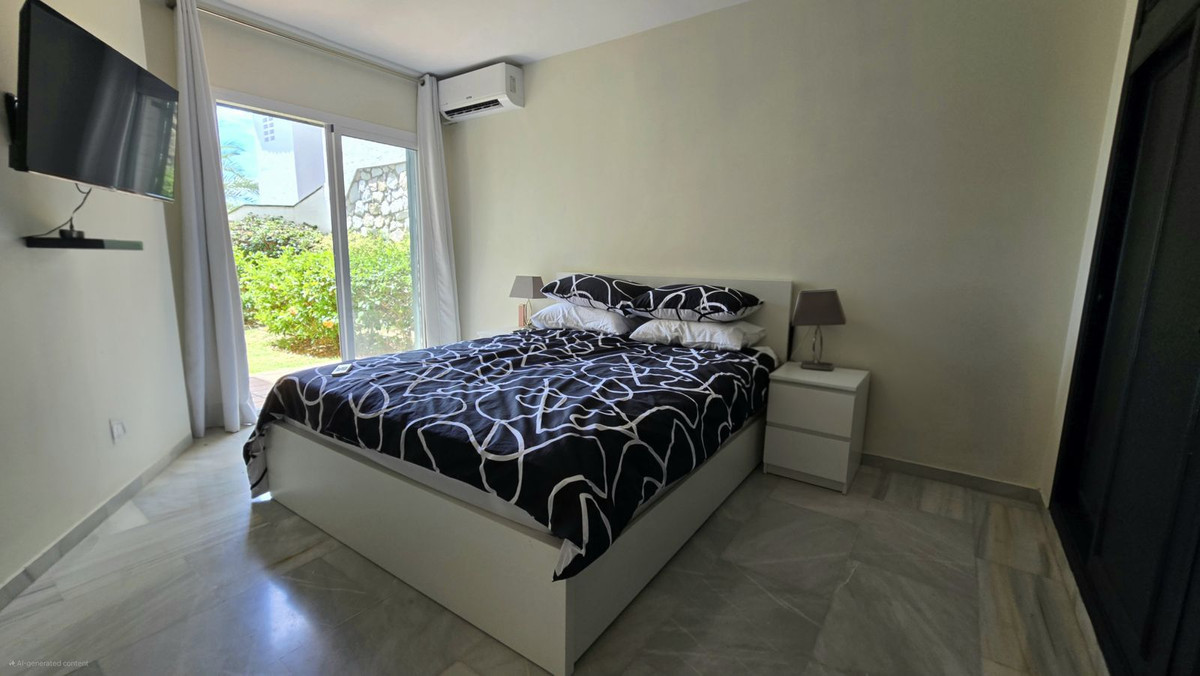 2 bedroom Apartments for sale in Calahonda – R5121916
