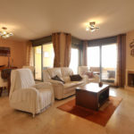 Apartamentos de 2 dormitorios en venta en Calahonda – R5136481