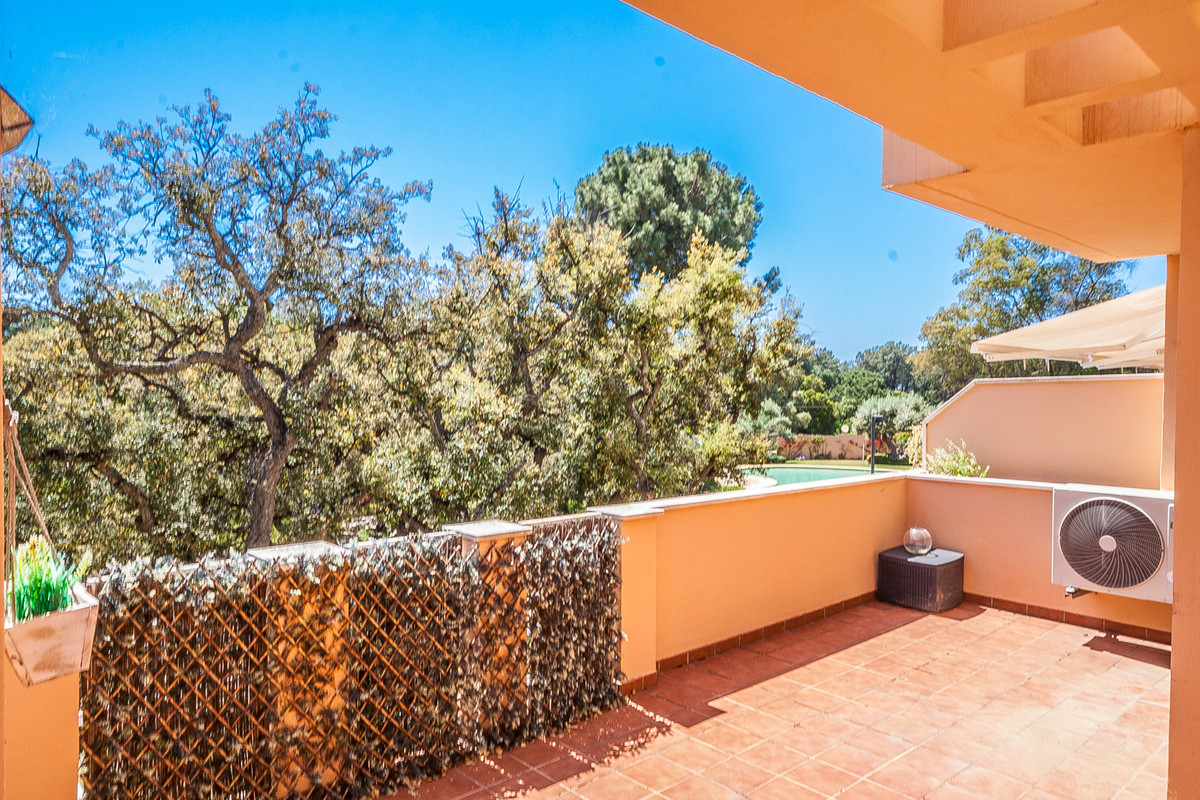 3 bedroom Apartments for sale in Elviria – R5125981
