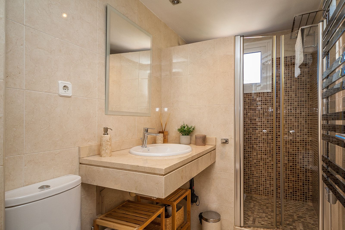 Apartamentos de 3 dormitorios en venta en La Cala de Mijas – R5014435