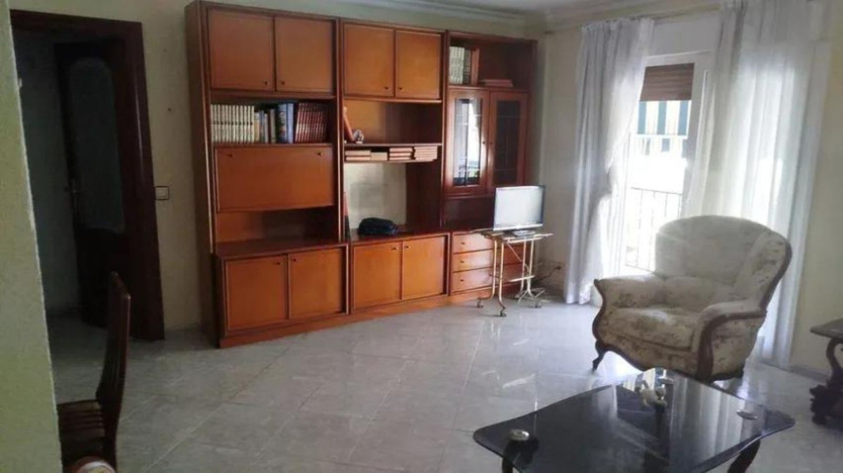 2 bedroom Apartments for sale in Marbella – R5132143