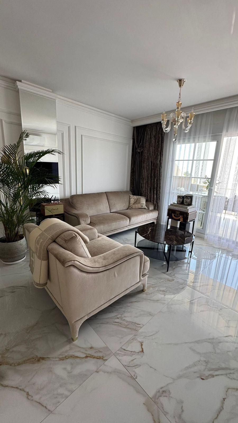 Apartamentos de 2 dormitorios en venta en Milla de Oro – R5131666