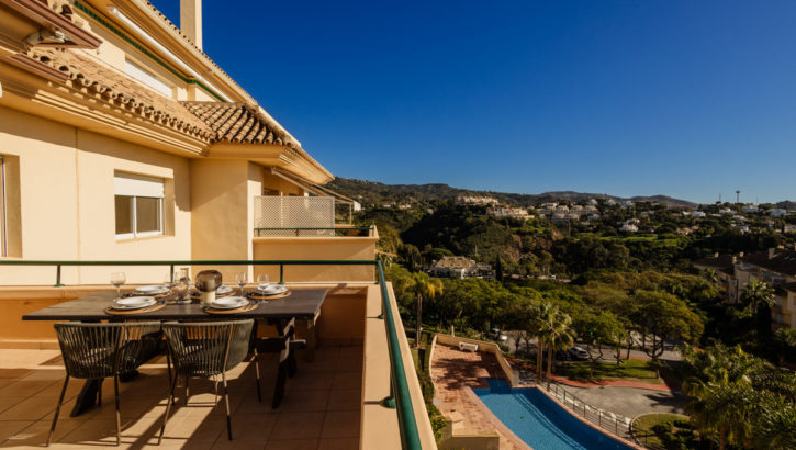 Apartamentos de 3 dormitorios en venta en Elviria Hills – R5019652 en 