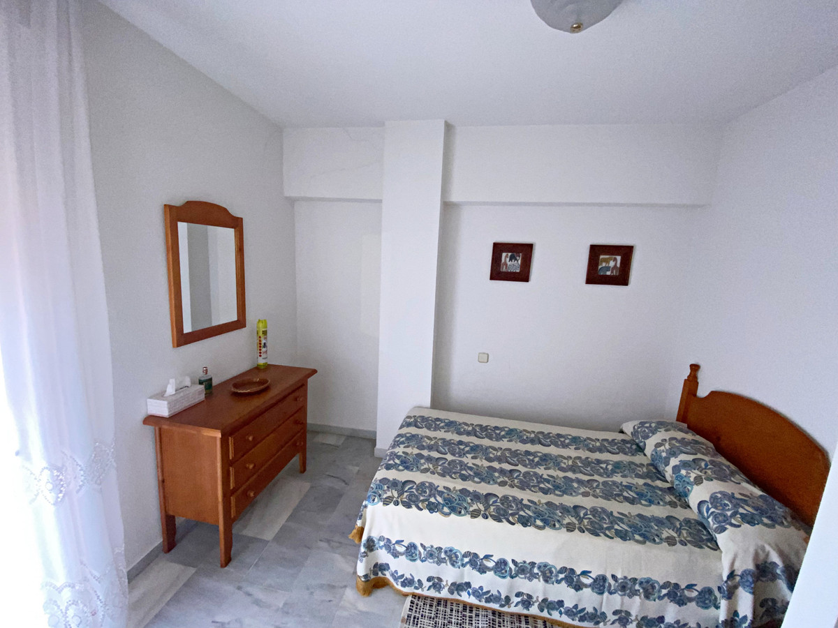 4 bedroom Apartments for sale in Marbella – R5139961