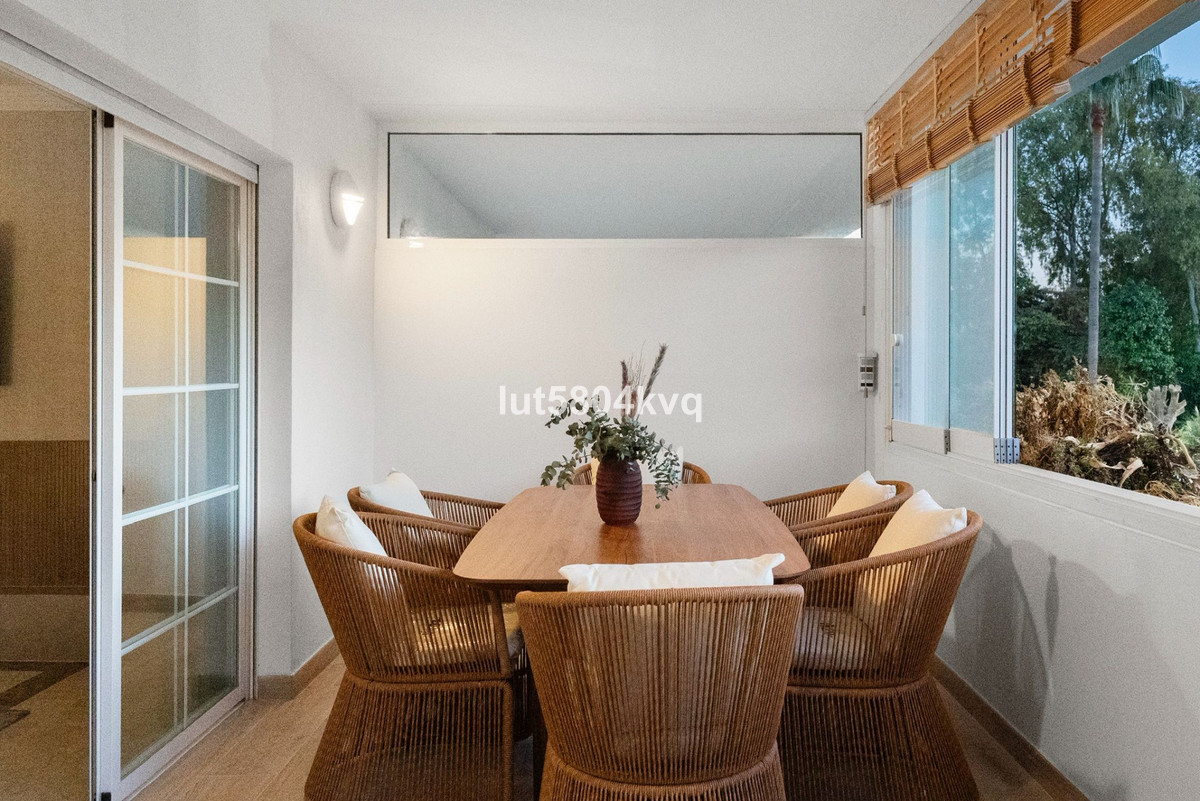 Apartamentos de 3 dormitorios en venta en Milla de Oro – R5126305