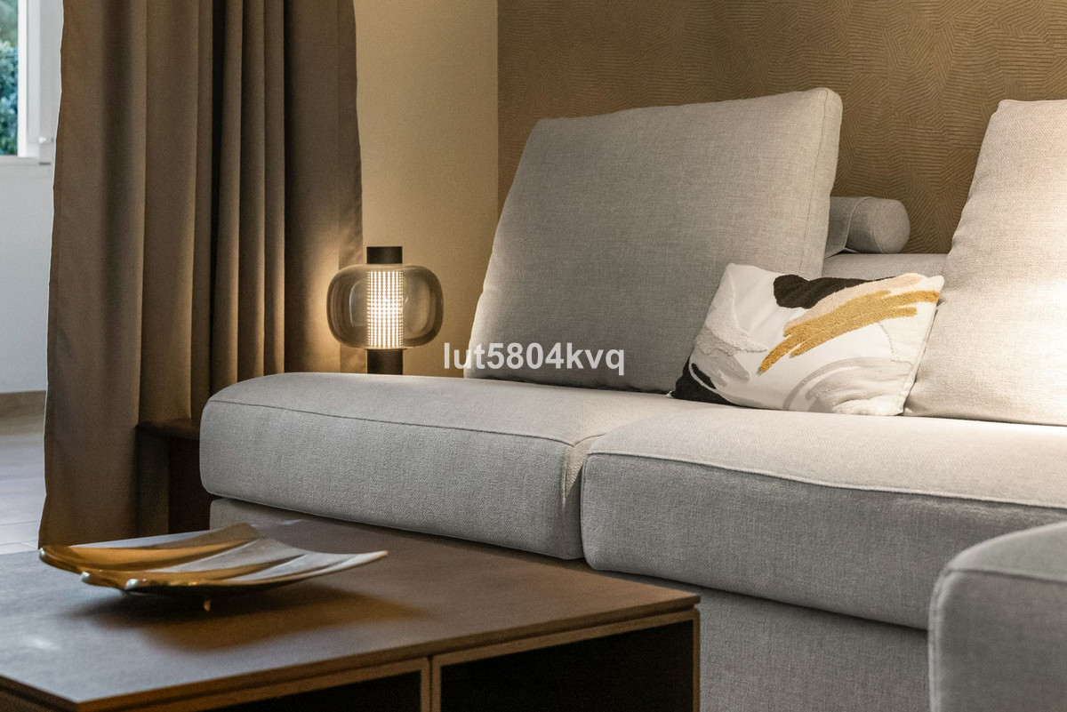 Apartamentos de 3 dormitorios en venta en Milla de Oro – R5126305