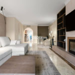Apartamentos de 3 dormitorios en venta en Milla de Oro – R5126305