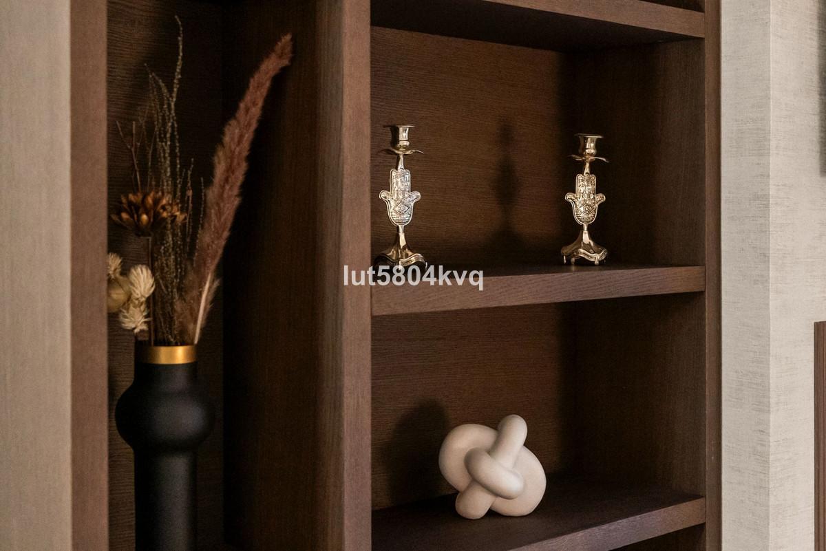 Apartamentos de 3 dormitorios en venta en Milla de Oro – R5126305